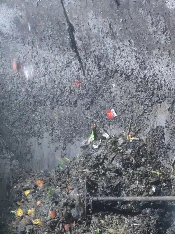 高碑店污水池清理
